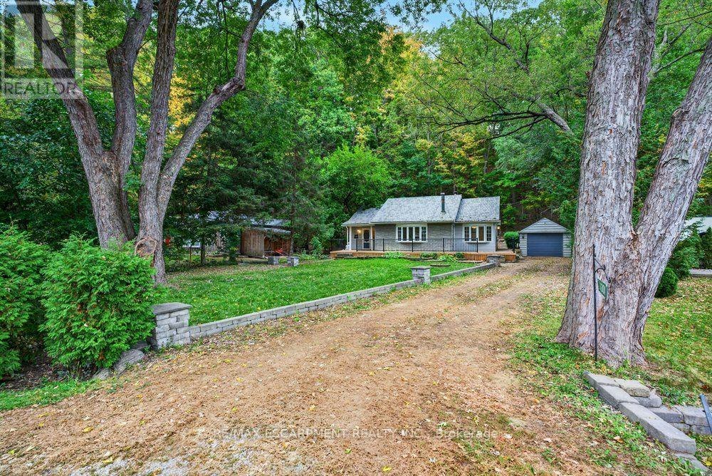 1301 Hidden Valley Road, Burlington, ON, L7P 0T5