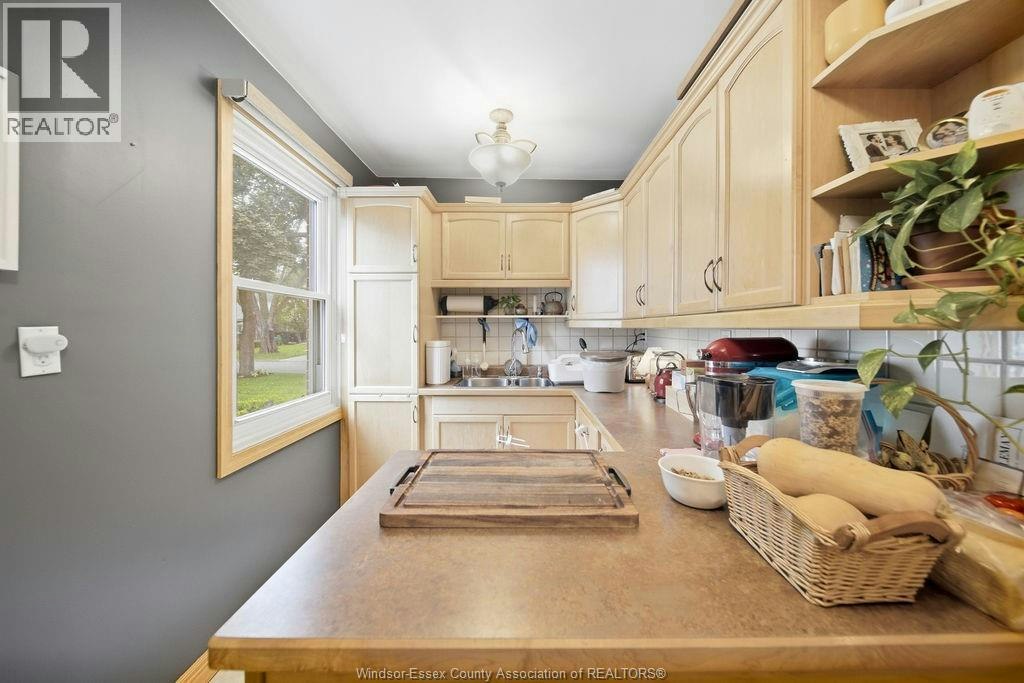 1844 Durham Place, Windsor, ON, N8W 3A3 - 11