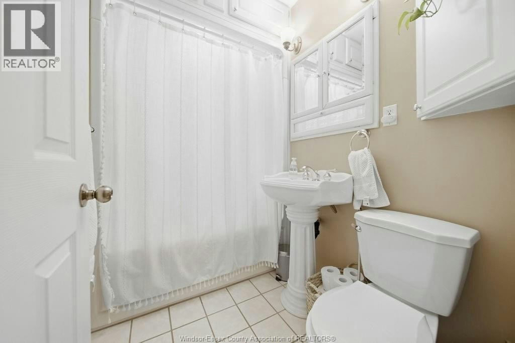 1844 Durham Place, Windsor, ON, N8W 3A3 - 19