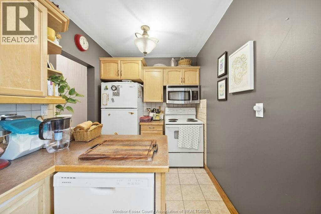 1844 Durham Place, Windsor, ON, N8W 3A3 - 13