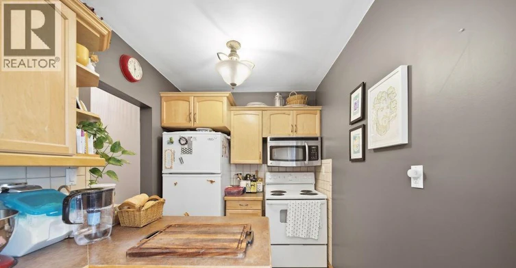 1844 Durham Place, Windsor, ON, N8W 3A3 - 13