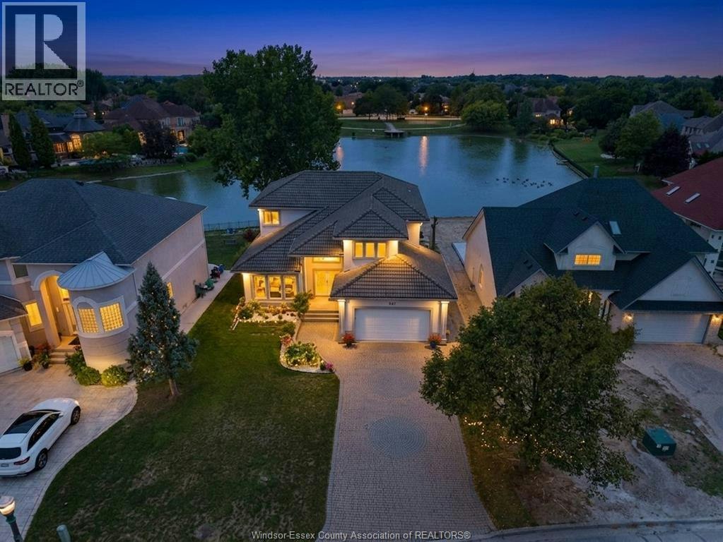 847 Lake Shore Drive, Windsor, ON, N9G 2R1