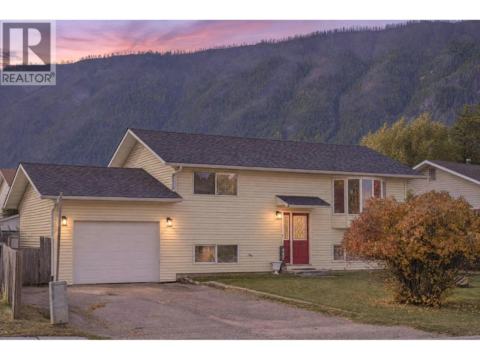417 Engelmann Spruce Drive, Sparwood, BC, V0B 2G0