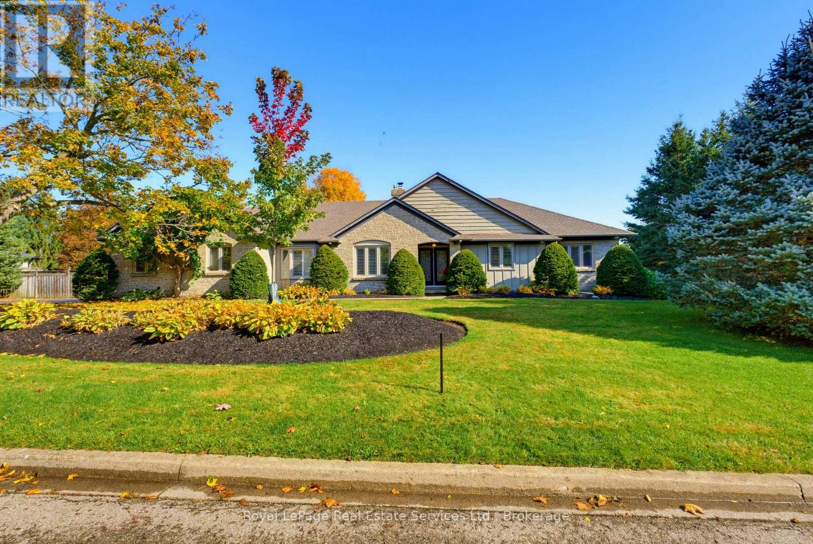 16 Vanstraalen Street, Hamilton, ON, L0R 1H3