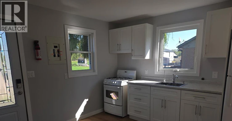 9549 Malden Road, Lasalle, ON, N9J 2W5 - 5