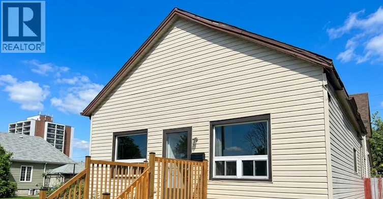 2-304 Parent Avenue, Windsor, ON, N9A 2B8