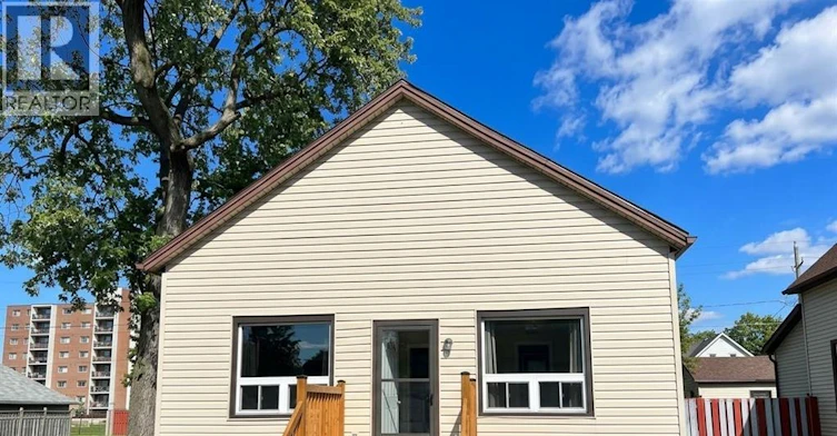 2-304 Parent Avenue, Windsor, ON, N9A 2B8 - 2