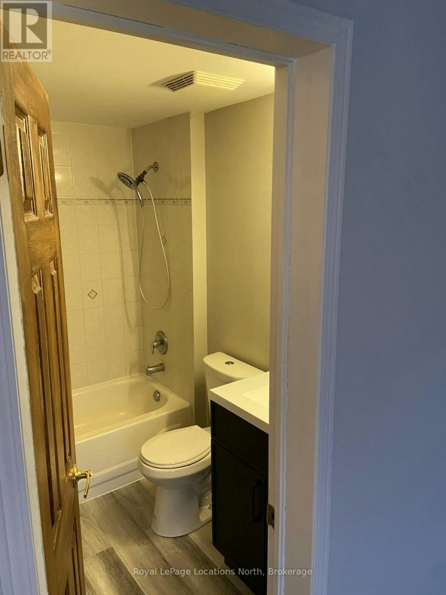 117 Cheltenham Road, Barrie, ON, L4M 6S6 - 6