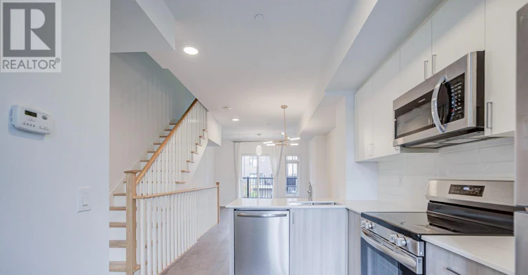 80B Tisdale Avenue, Toronto, ON, M4A 1C5 - 19