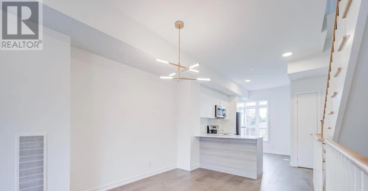 80B Tisdale Avenue, Toronto, ON, M4A 1C5 - 11