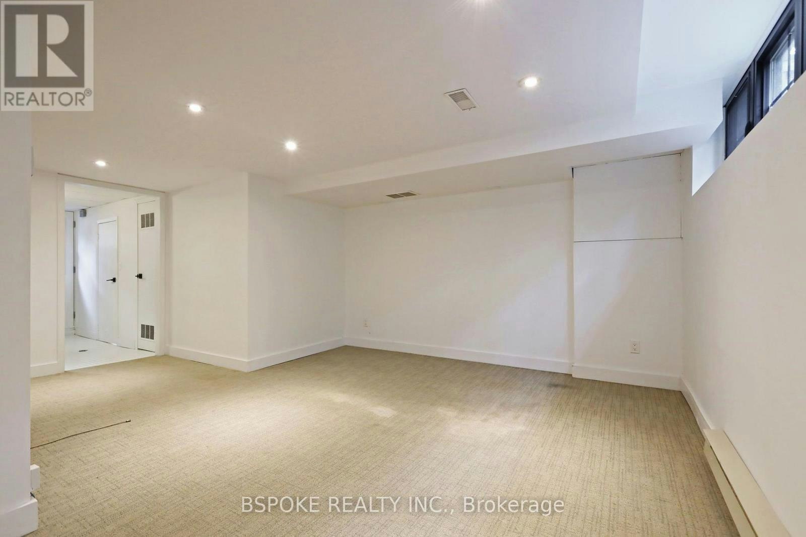 79 Badgerow Avenue, Toronto, ON, M4M 1V5 - 25