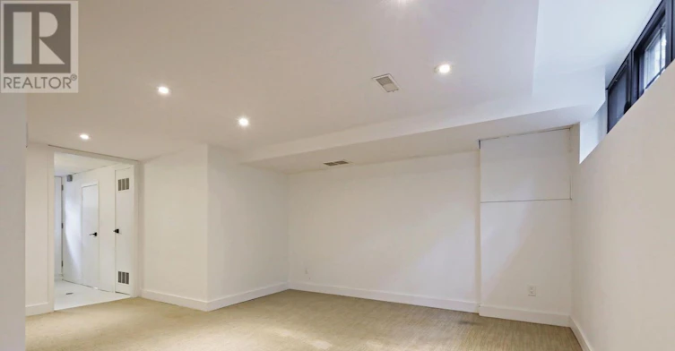 79 Badgerow Avenue, Toronto, ON, M4M 1V5 - 25
