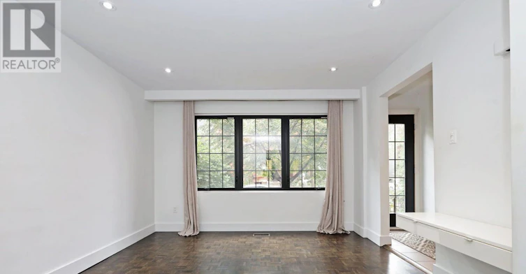 79 Badgerow Avenue, Toronto, ON, M4M 1V5 - 3