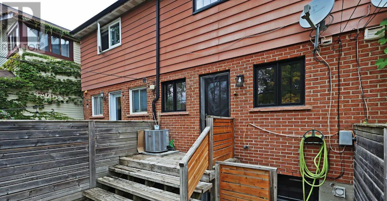 79 Badgerow Avenue, Toronto, ON, M4M 1V5 - 31