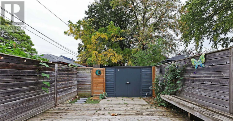 79 Badgerow Avenue, Toronto, ON, M4M 1V5 - 32