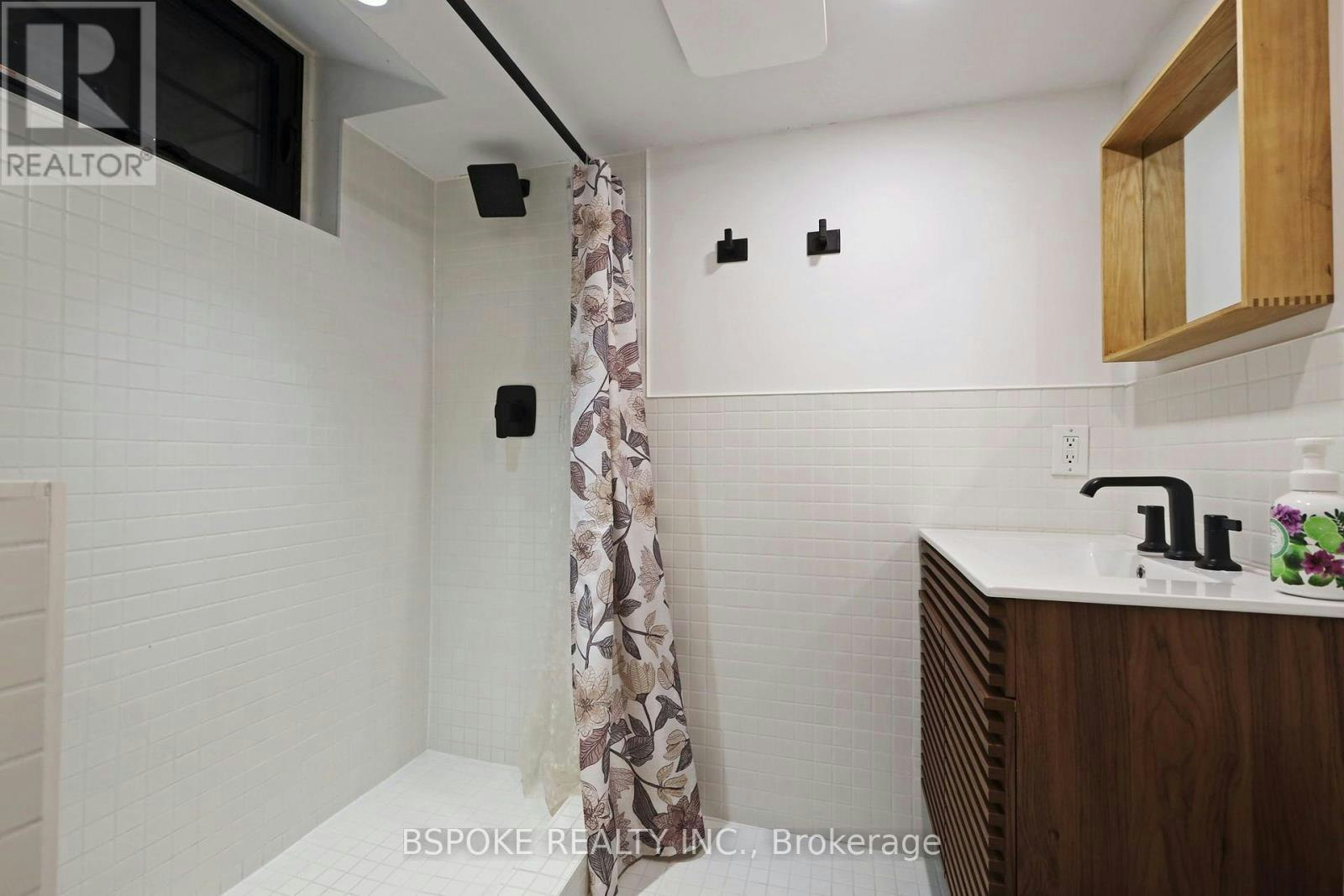 79 Badgerow Avenue, Toronto, ON, M4M 1V5 - 30