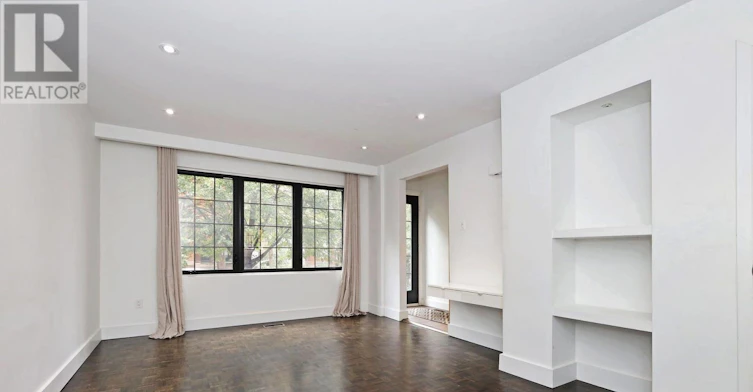 79 Badgerow Avenue, Toronto, ON, M4M 1V5 - 4