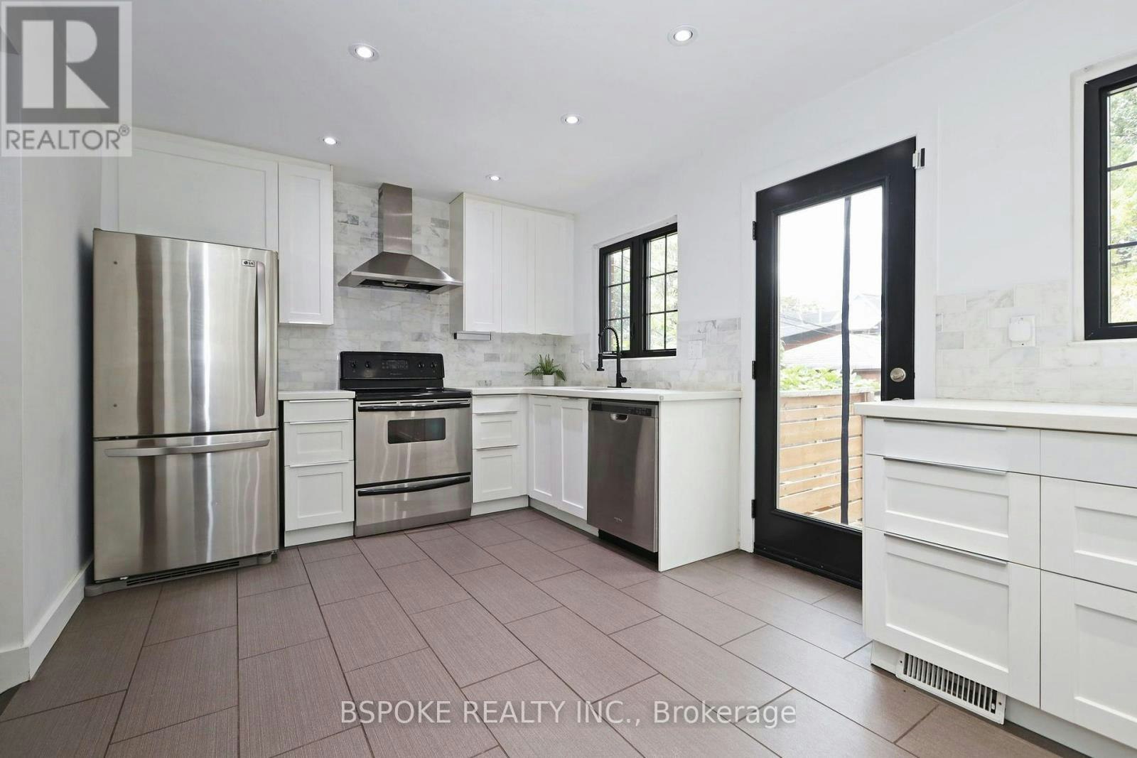 79 Badgerow Avenue, Toronto, ON, M4M 1V5 - 9