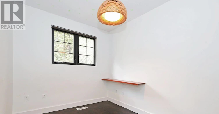 79 Badgerow Avenue, Toronto, ON, M4M 1V5 - 22