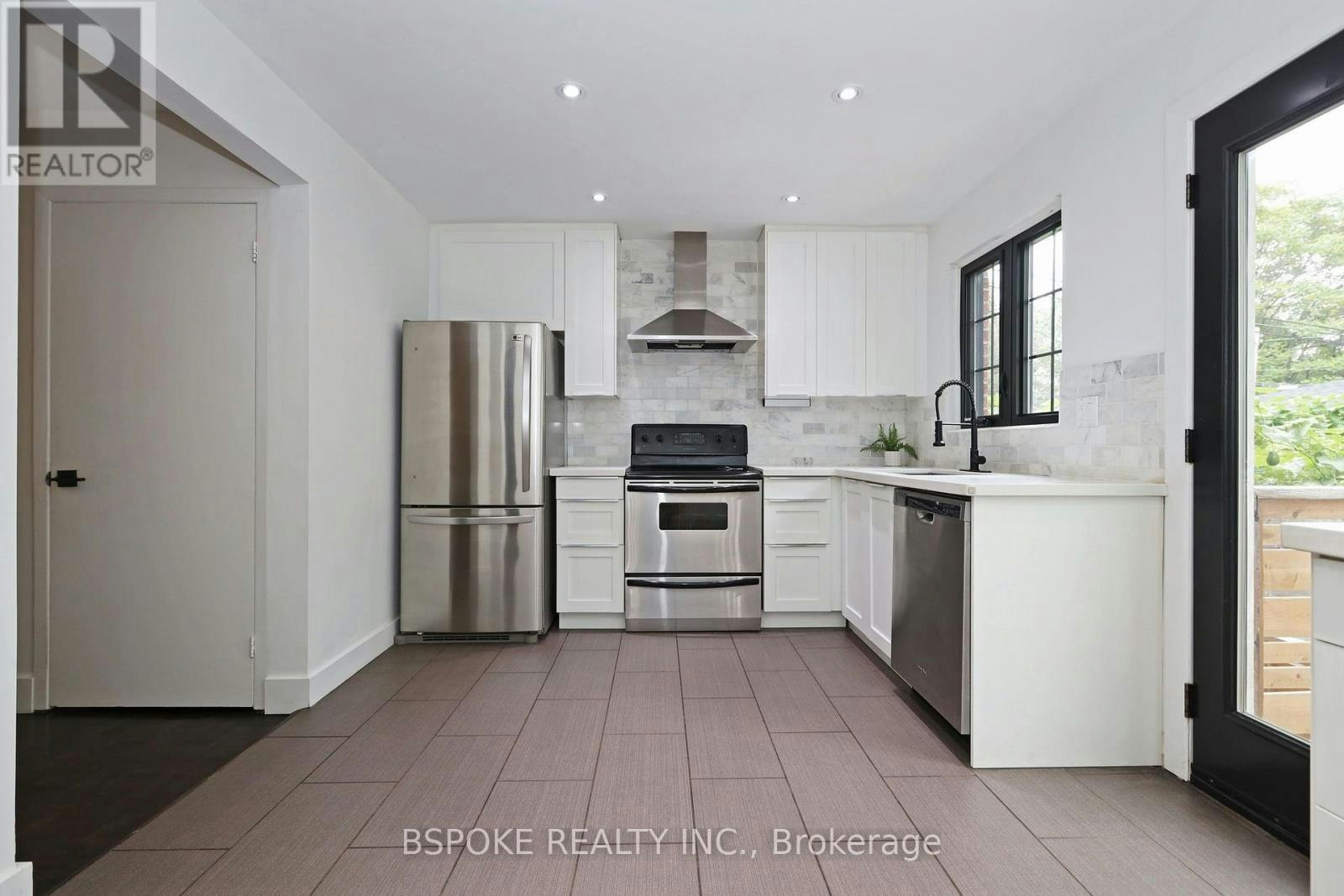 79 Badgerow Avenue, Toronto, ON, M4M 1V5 - 10