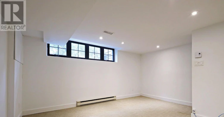 79 Badgerow Avenue, Toronto, ON, M4M 1V5 - 26
