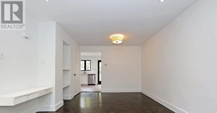 79 Badgerow Avenue, Toronto, ON, M4M 1V5 - 6