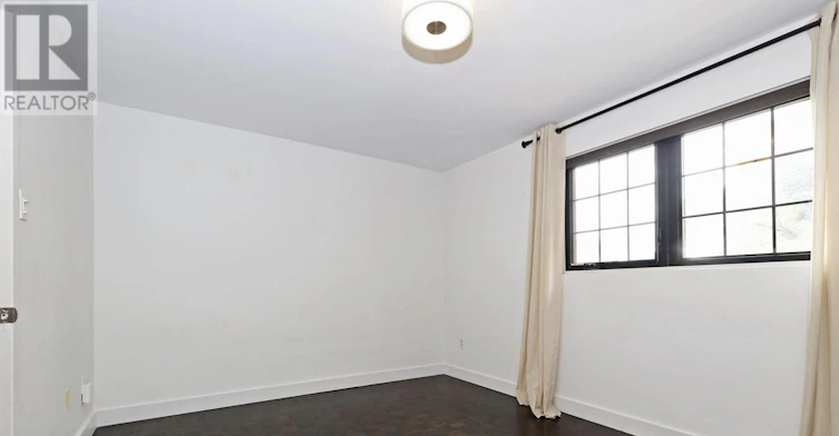 79 Badgerow Avenue, Toronto, ON, M4M 1V5 - 16