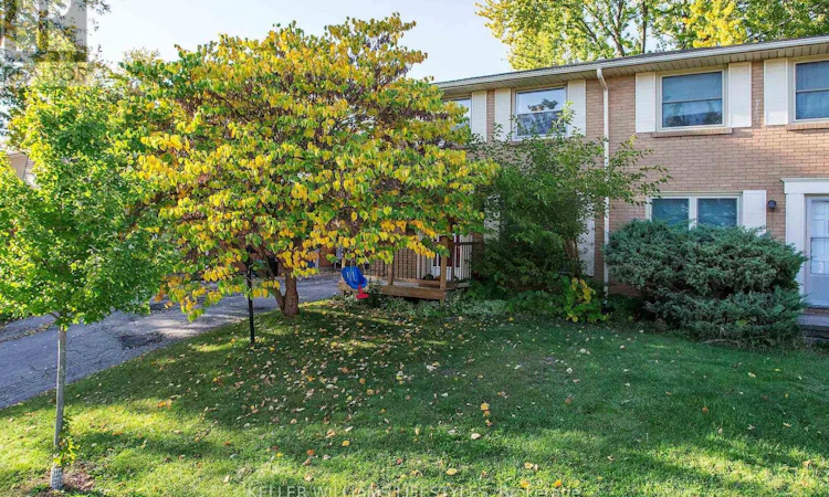 235 Homestead Crescent