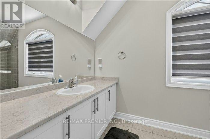 26 Birchwood Lane, Essa, ON, L0M 1B1 - 38