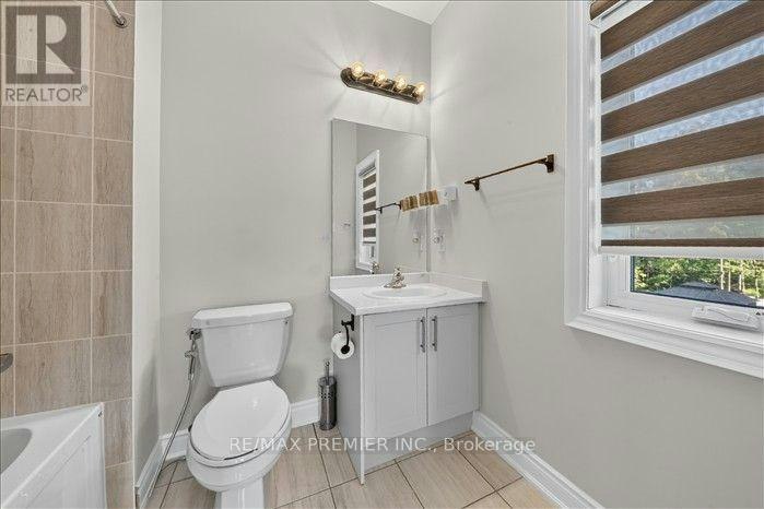 26 Birchwood Lane, Essa, ON, L0M 1B1 - 42