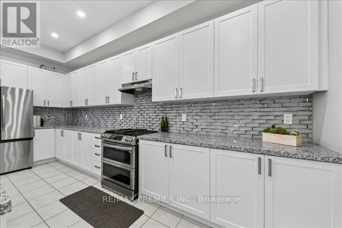 26 Birchwood Lane, Essa, ON, L0M 1B1 - 16