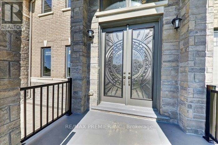 26 Birchwood Lane, Essa, ON, L0M 1B1 - 4
