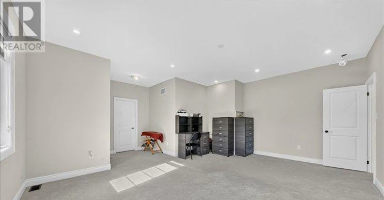 26 Birchwood Lane, Essa, ON, L0M 1B1 - 37