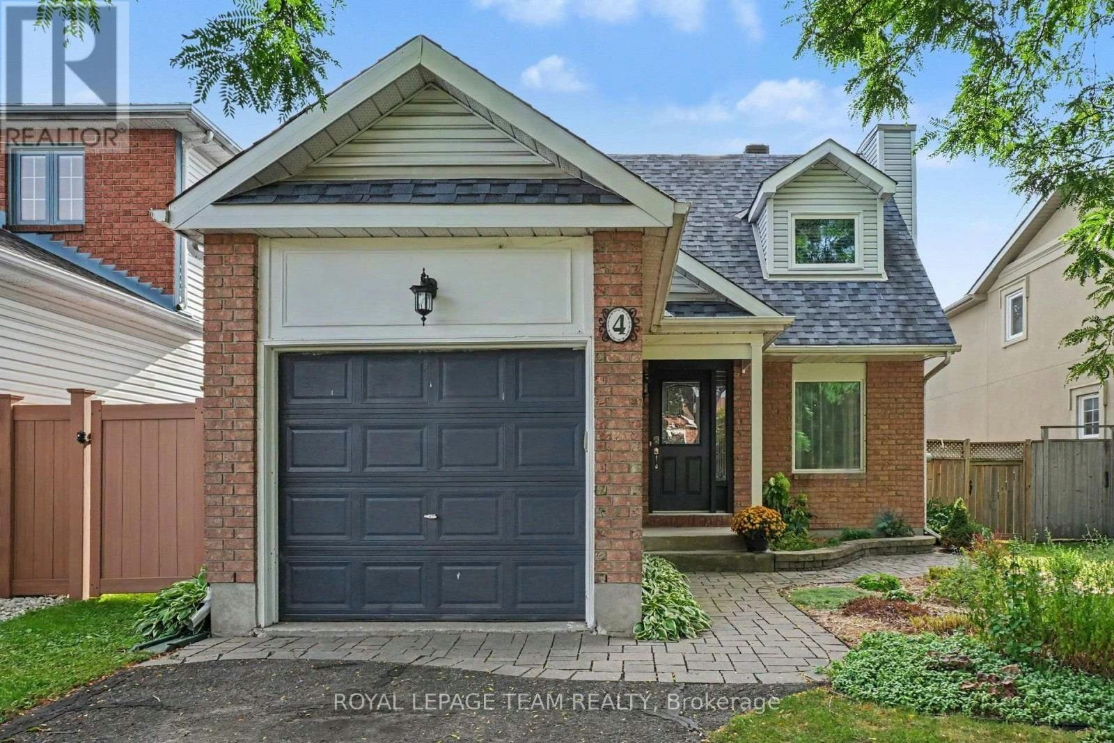 4 Degas Court, Ottawa, ON, K1G 5S8