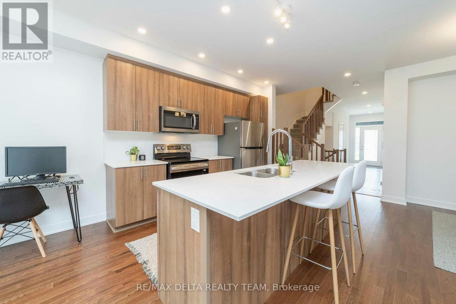 631 Knotridge Street, Ottawa, ON, K1W 0N7 - 12