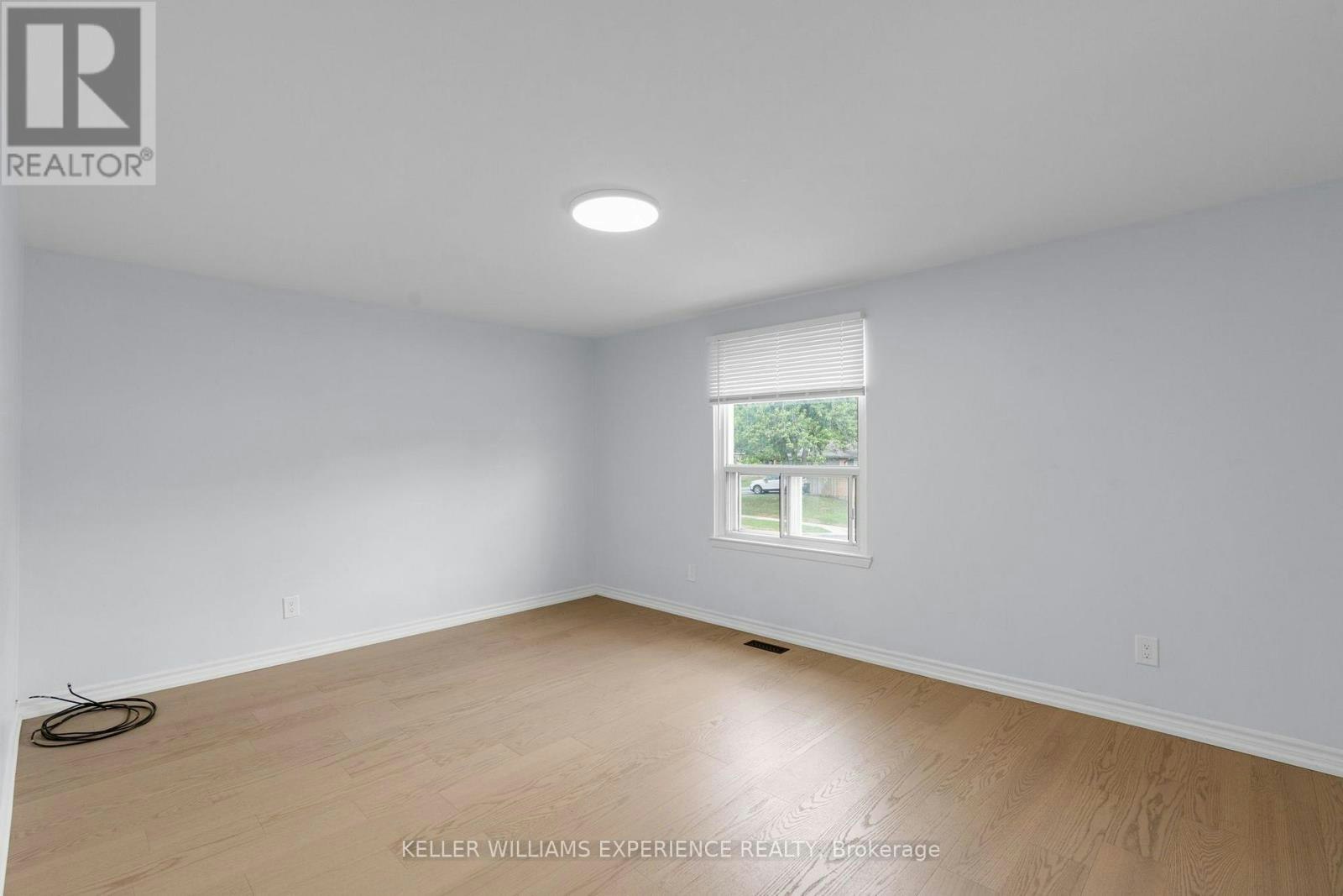 UPPER-49 Daphne Crescent, Barrie, ON, L4M 2Y7 - 8