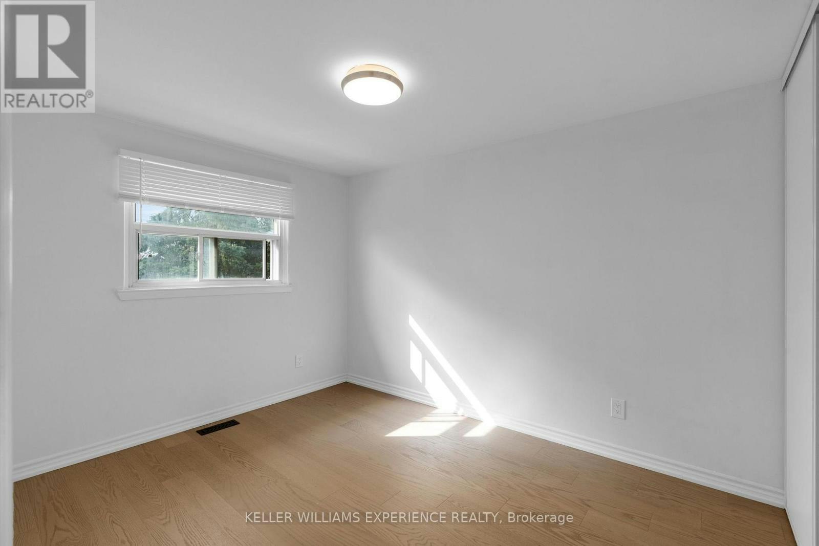 UPPER-49 Daphne Crescent, Barrie, ON, L4M 2Y7 - 13