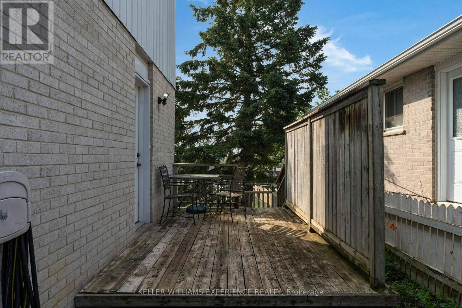 UPPER-49 Daphne Crescent, Barrie, ON, L4M 2Y7 - 18