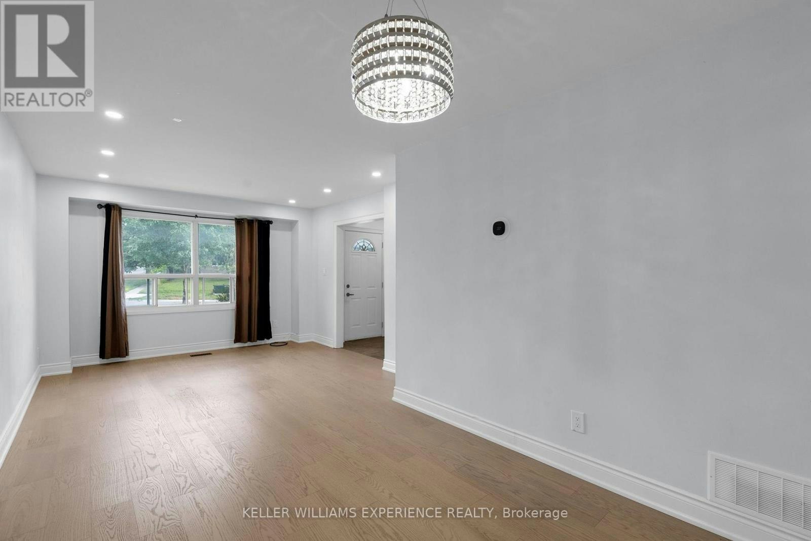 UPPER-49 Daphne Crescent, Barrie, ON, L4M 2Y7 - 4
