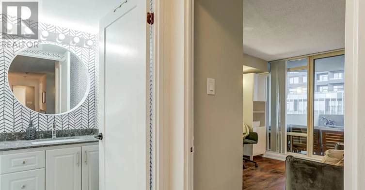 705-330 Rathburn Road W, Mississauga, ON, L5B 3Y1 - 27