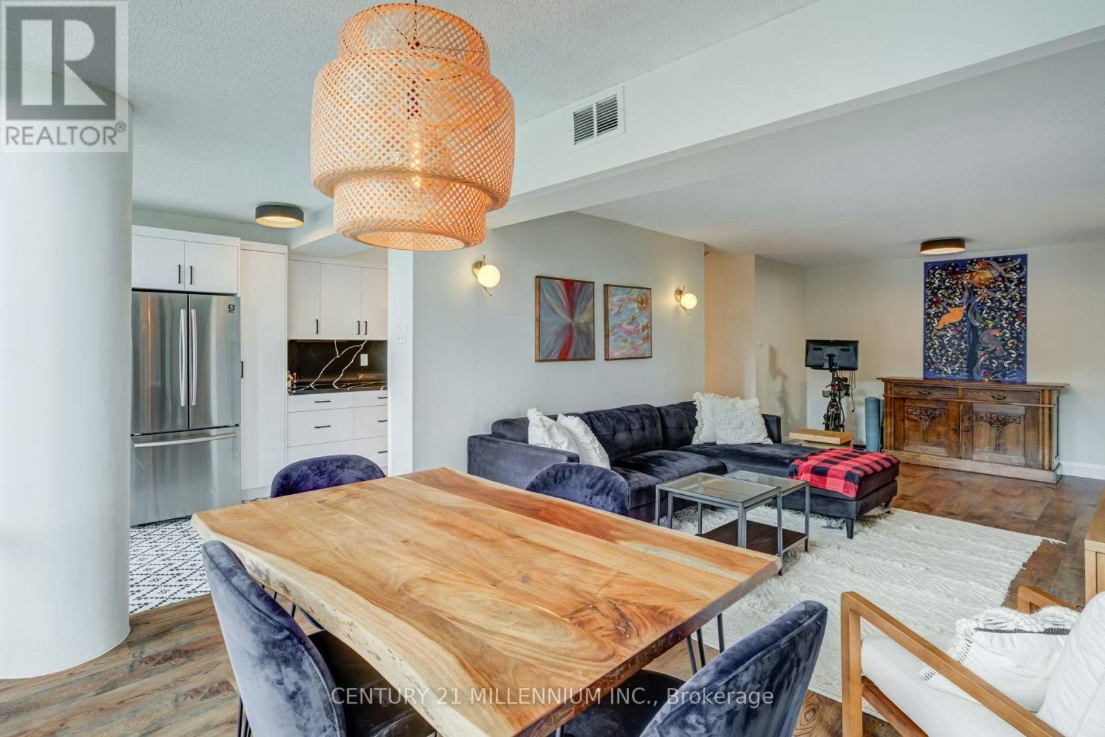 705-330 Rathburn Road W, Mississauga, ON, L5B 3Y1 - 16