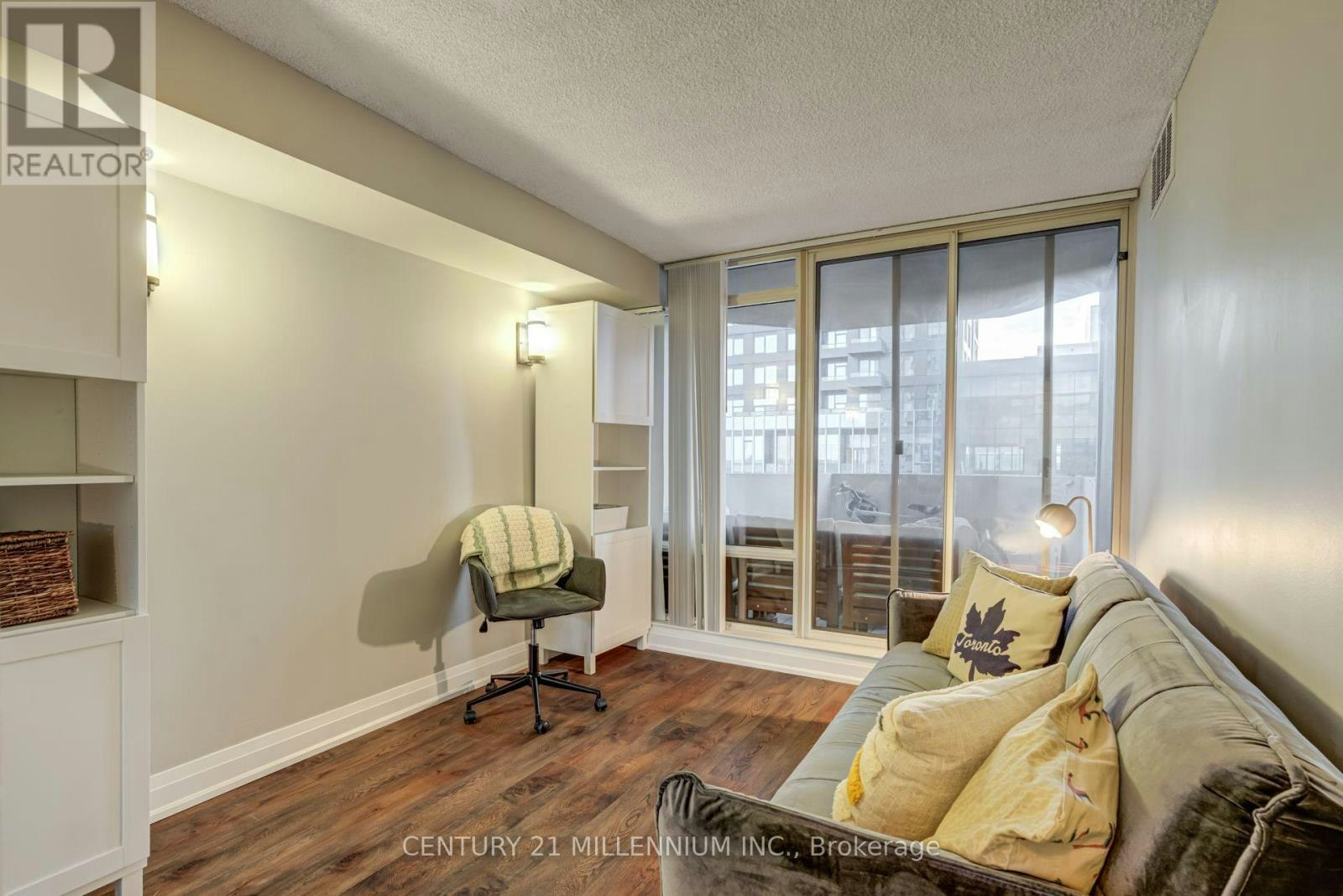 705-330 Rathburn Road W, Mississauga, ON, L5B 3Y1 - 28
