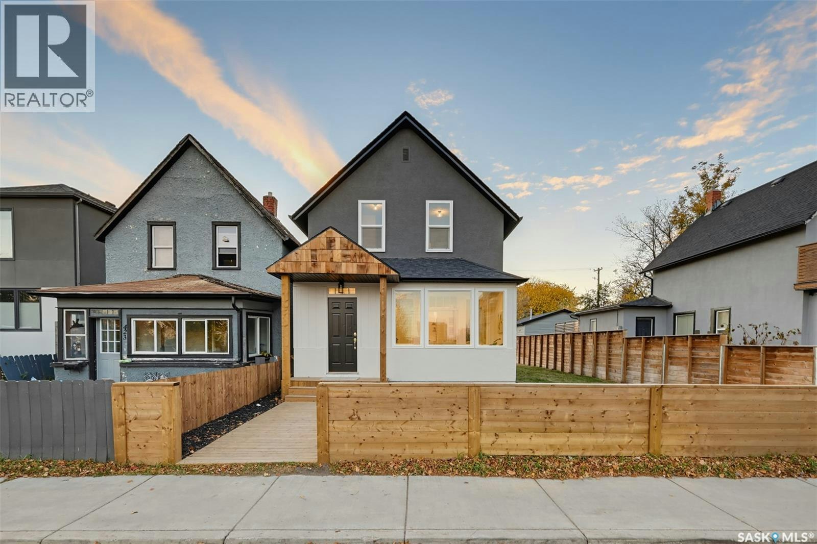 421 C Avenue S, Saskatoon, SK, S7M 1N6