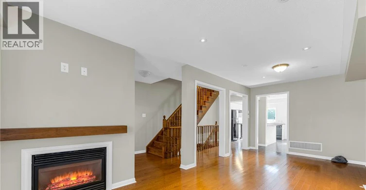 40-470 Beach Boulevard, Hamilton, ON, L8H 6X2 - 2