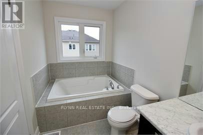 7648 Hackberry Trail, Niagara Falls, ON, L2H 3R5 - 8
