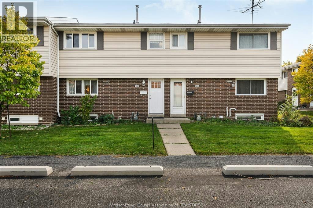 11-2755 Meadowbrook Lane, Windsor, ON, N8T 2Y6