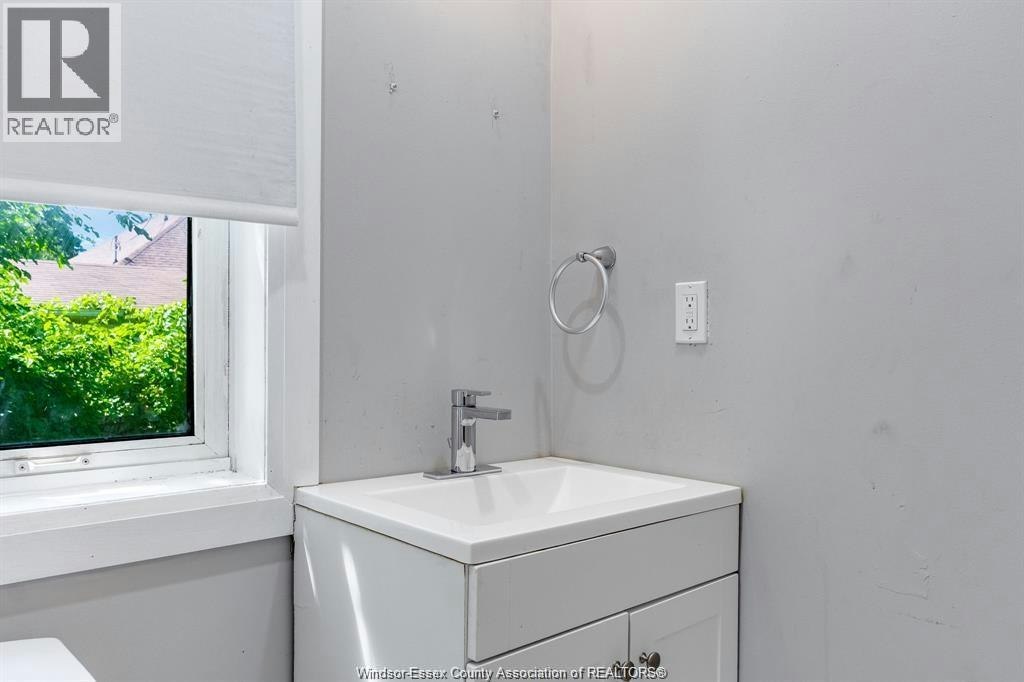 1343 Lillian, Windsor, ON, N8X 4A4 - 8