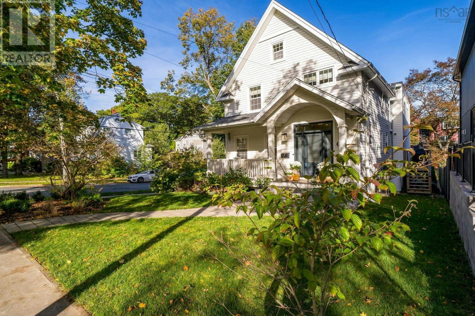 6029 Inglis Street, Halifax, NS, B3H 1K9