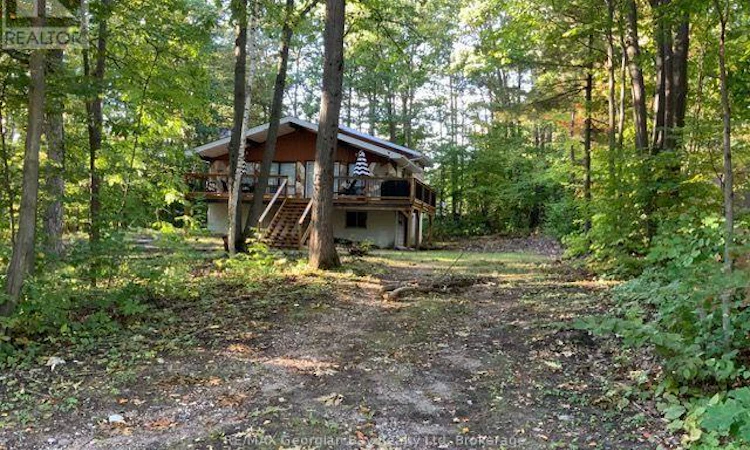 44 Tall Pines Drive NW