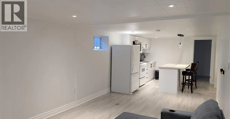 Lower-54 Winchester Boulevard, Hamilton, ON, L8T 2M8 - 6